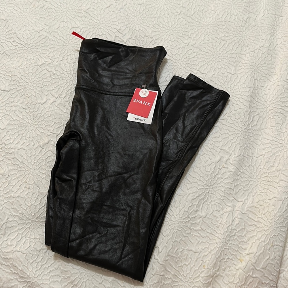 Spanx Faux Leather Legging Petite - NWT
